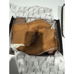 Forever  -Women's Eury-8 , Tan Faux Suede Ankle Booties, SIZE: 6.5